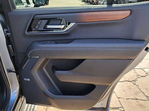 New 2026 GMC Yukon Denali w/ Denali Reserve Package image 49