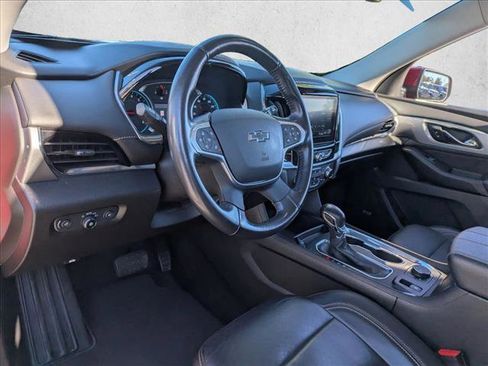 Used 2021 Chevrolet Traverse RS image 10