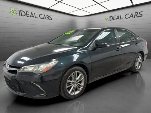 Used 2016 Toyota Camry SE FWD image 1