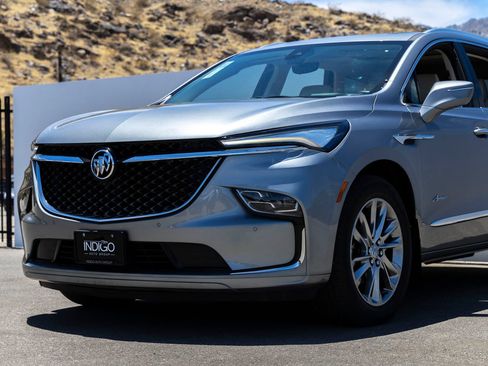 Used 2023 Buick Enclave Avenir w/ Avenir Technology Package AWD/4WD image 6