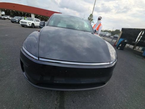 Used 2026 Tesla Model Y 2WD image 2
