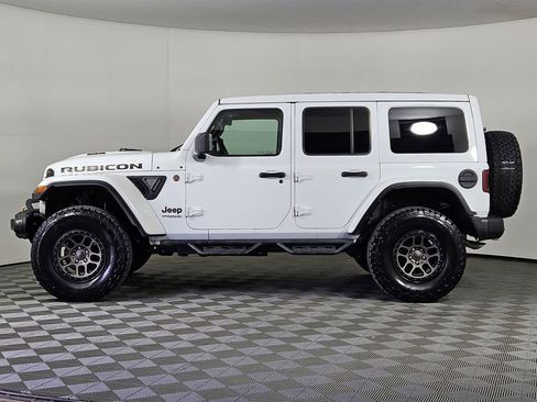 Used 2022 Jeep Wrangler Unlimited Rubicon w/ Xtreme Recon 35" Tire Package AWD/4WD image 3