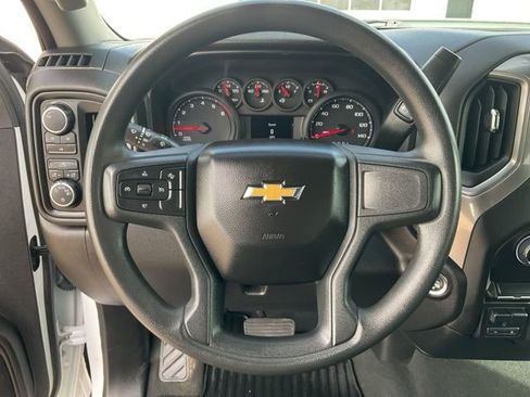 Used 2025 Chevrolet Silverado 2500 Custom w/ Z71 Off-Road Package image 9