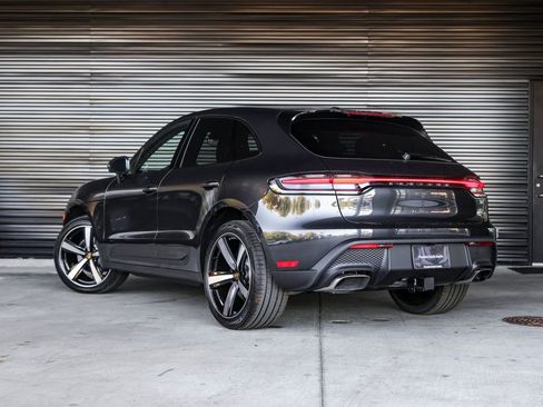 New 2026 Porsche Macan AWD/4WD image 3