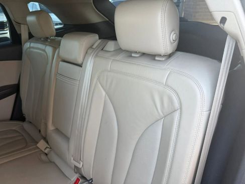 Used 2016 Lincoln MKX Select w/ Select Plus Package FWD image 45