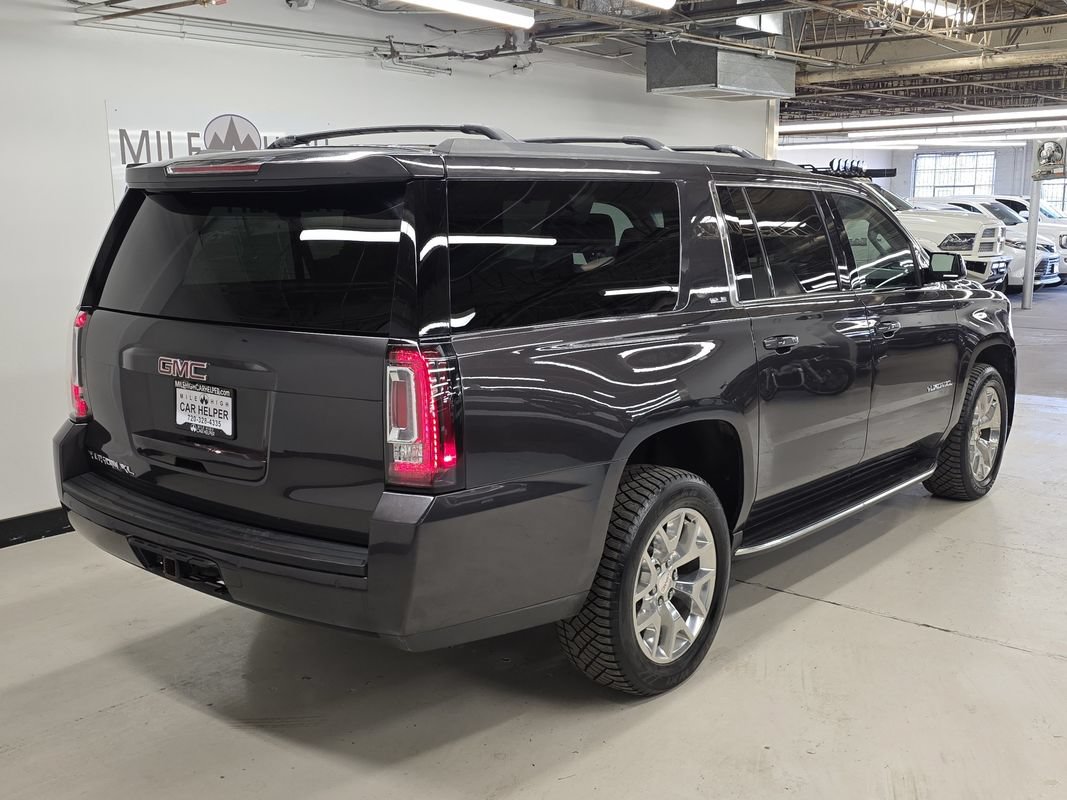 Used 2017 GMC Yukon XL SLE AWD/4WD image 7