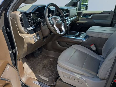 Used 2024 GMC Sierra 2500 SLT w/ SLT Premium Package AWD/4WD image 10