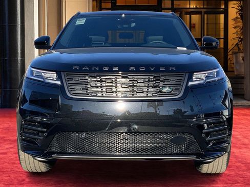 New 2026 Land Rover Range Rover Velar Dynamic SE image 2