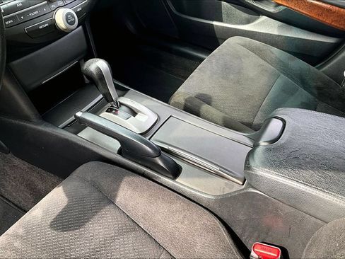 Used 2012 Honda Accord EX image 17