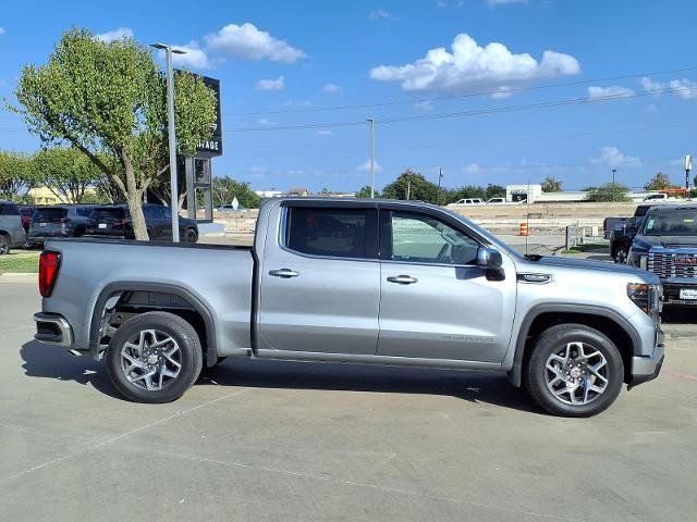 Used 2024 GMC Sierra 1500 SLE RWD image 2