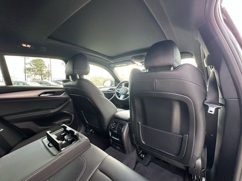Certified 2025 BMW X4 xDrive30i image 30