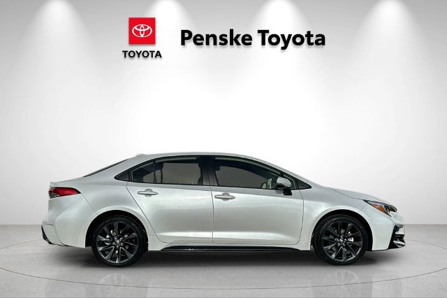 New 2027 Toyota Corolla SE w/ SE Premium Package FWD image 3