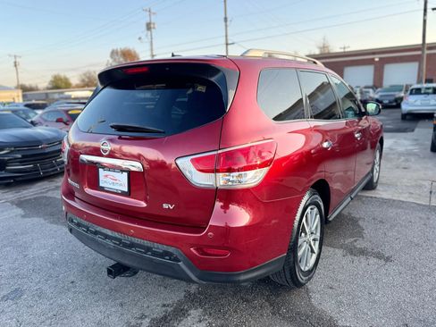Used 2015 Nissan Pathfinder SV image 6