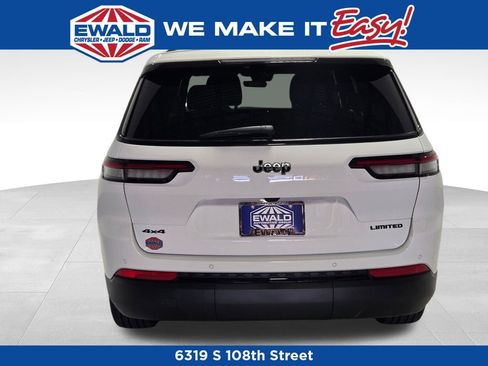 New 2025 Jeep Grand Cherokee L Limited w/ Black Appearance Package image 21