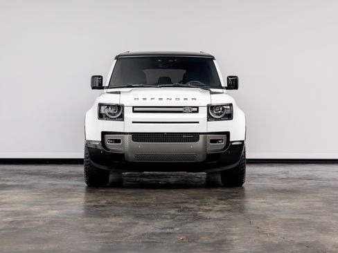 Used 2023 Land Rover Defender 110 X-Dynamic SE AWD/4WD image 2
