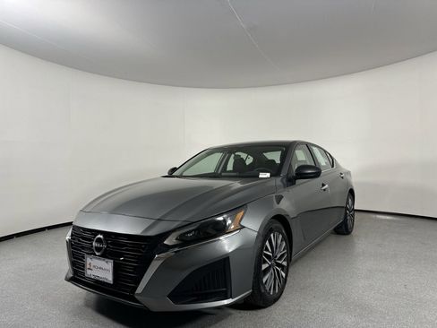 Certified 2024 Nissan Altima 2.5 SV image 25