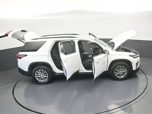 Used 2023 Chevrolet Traverse LT image 68