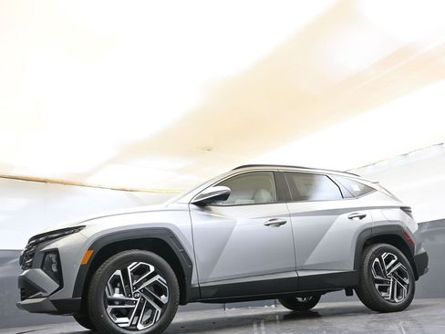 New 2026 Hyundai Tucson Limited image 40