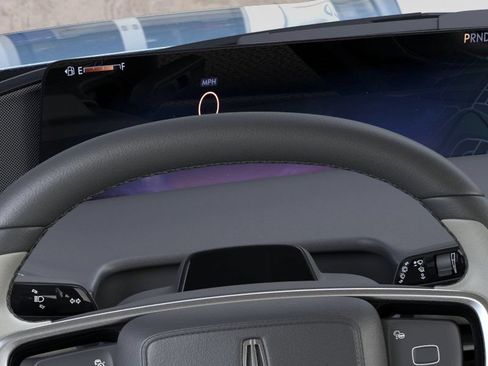New 2026 Lincoln Navigator Premiere AWD/4WD image 13