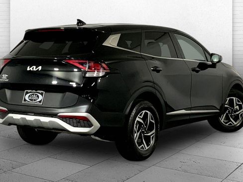Used 2025 Kia Sportage LX AWD/4WD image 13