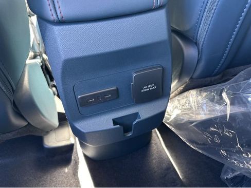 New 2026 Ford Maverick Lariat image 18