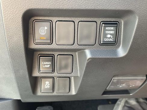 New 2027 Nissan Frontier SV w/ SV Convenience Package AWD/4WD image 30