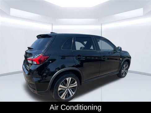 Used 2025 Mitsubishi Outlander Sport AWD image 9