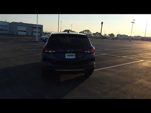 Used 2022 Chevrolet Equinox LT FWD image 7
