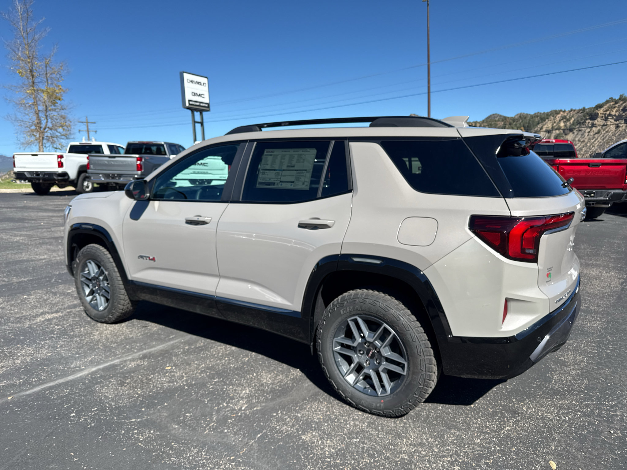 New 2027 GMC Terrain AT4 AWD/4WD image 12