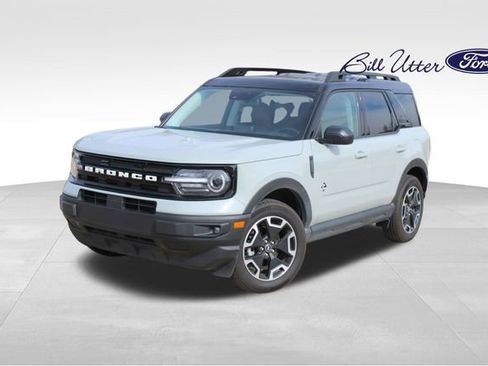 Used 2024 Ford Bronco Sport Outer Banks w/ Tech Package image 1