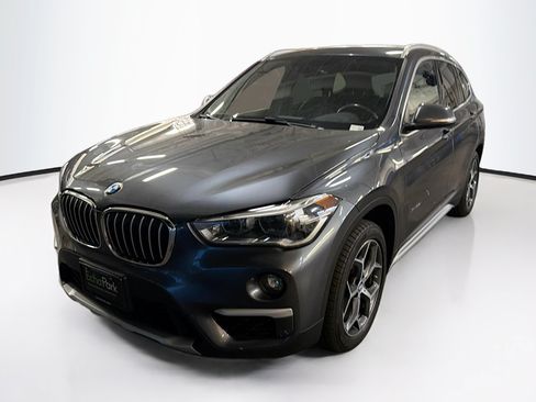 Used 2018 BMW X1 xDrive28i AWD/4WD image 3