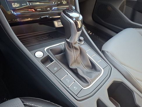 New 2026 Volkswagen Jetta SEL image 11