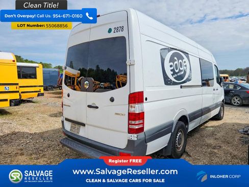 Used 2017 Freightliner Sprinter 2500 RWD image 4