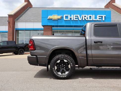 Used 2025 RAM 1500 Big Horn AWD/4WD image 40
