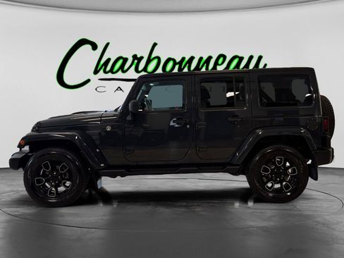 Used 2018 Jeep Wrangler Unlimited Sahara w/ Max Tow Package AWD/4WD image 2