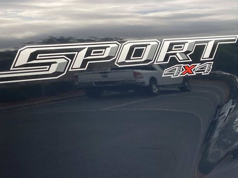 Used 2019 Ford Ranger XLT w/ Equipment Group 302A Luxury AWD/4WD image 8
