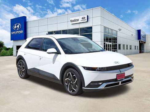 Certified 2024 Hyundai Ioniq 5 SEL AWD/4WD image 3