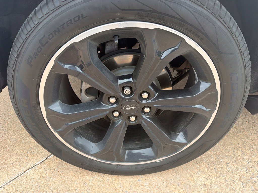 Used 2023 Ford Expedition Max Limited AWD/4WD image 6