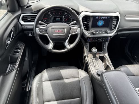 Used 2018 GMC Acadia SLT FWD image 12