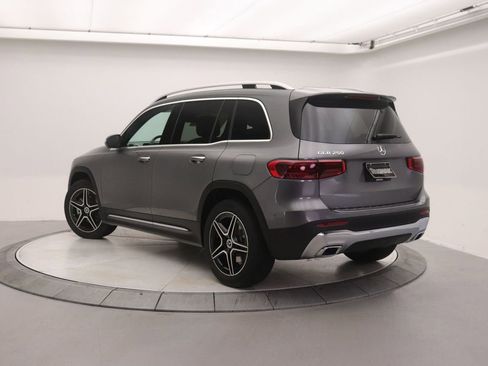 New 2026 Mercedes-Benz GLB 250 image 2