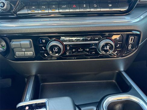 Used 2023 Chevrolet Silverado 1500 High Country w/ Z71 Off-Road Package image 14