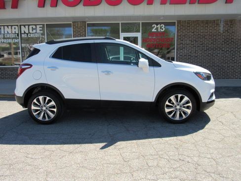 Used 2020 Buick Encore Preferred AWD/4WD image 9