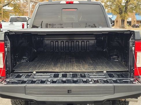 Used 2021 Ford F250 Platinum image 9