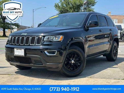 Used 2019 Jeep Grand Cherokee Laredo RWD image 1