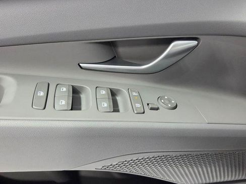 New 2026 Hyundai Elantra Sport FWD image 27