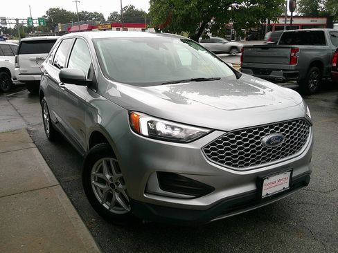 Used 2023 Ford Edge SEL AWD/4WD image 4