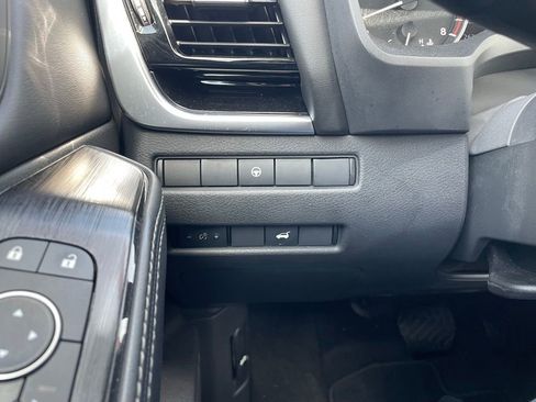 Used 2023 Nissan Rogue SL w/ SL Premium Package FWD image 13