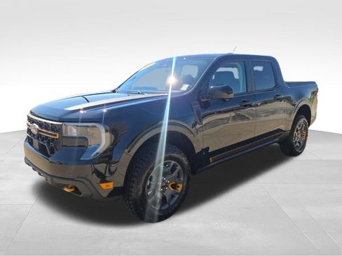 Used 2025 Ford Maverick Tremor AWD/4WD image 3