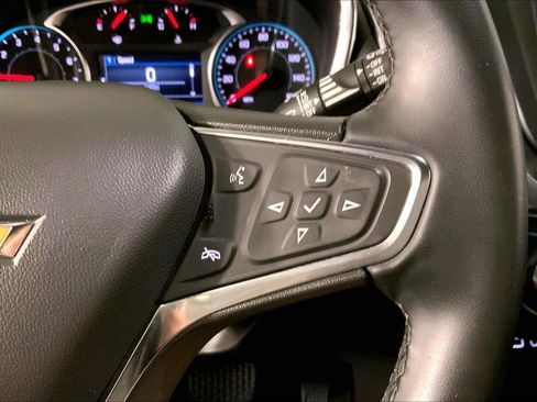 Used 2024 Chevrolet Equinox LT AWD/4WD image 18