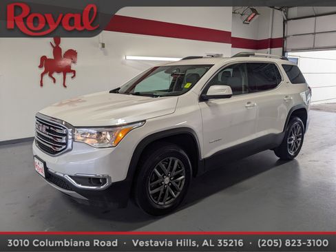Used 2019 GMC Acadia SLT image 1